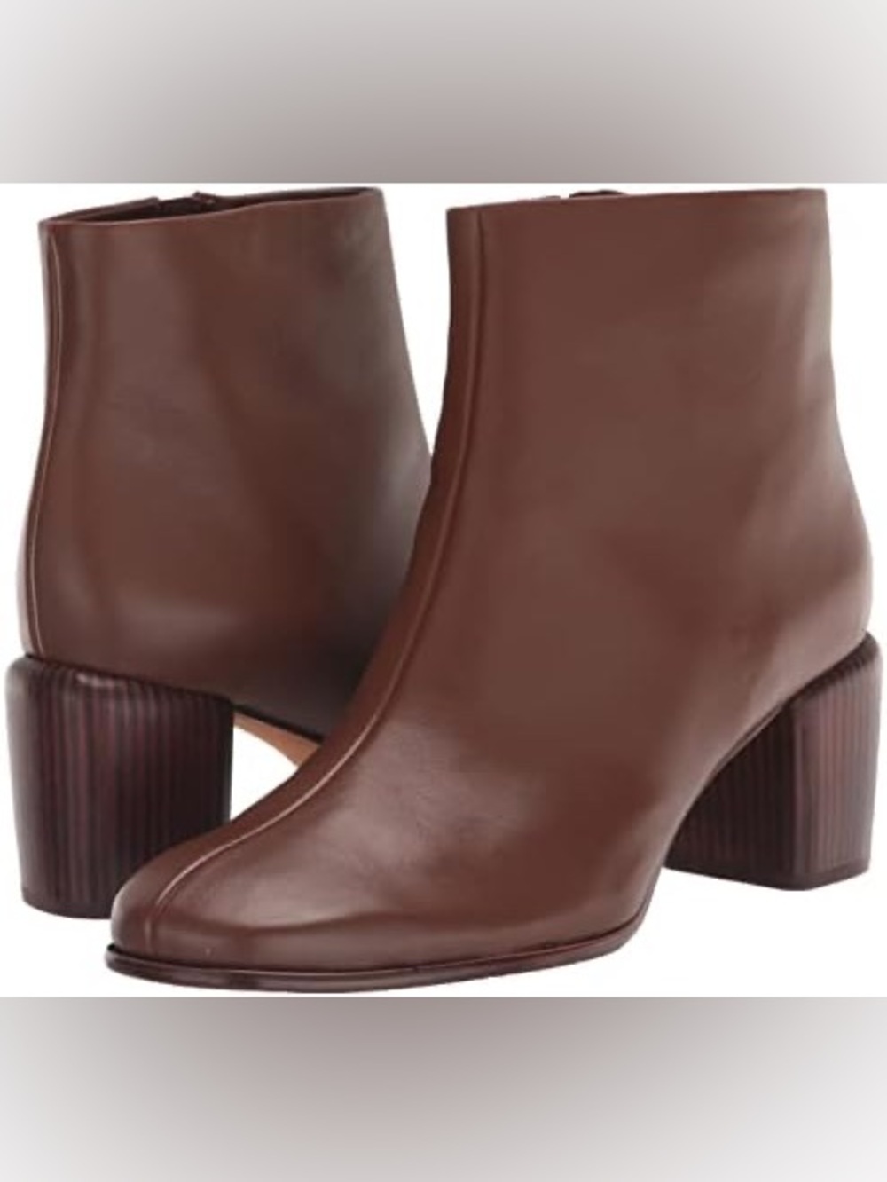 NWOT VINCE Maggie Leather Ankle Boots in Coffee Brown
Size 8.5